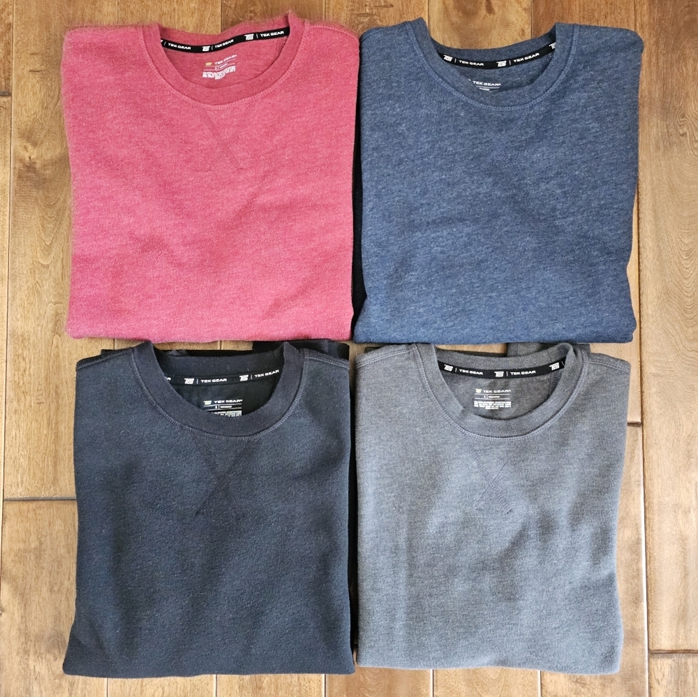 LOT: FOUR crewneck sweatshirts Men's size S